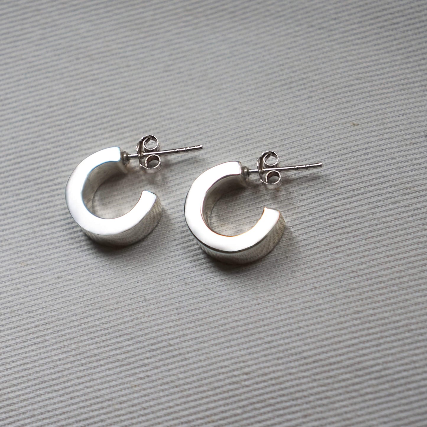 PAWNSHOP SIGNATURE CHUNKY HOOP EARRINGS