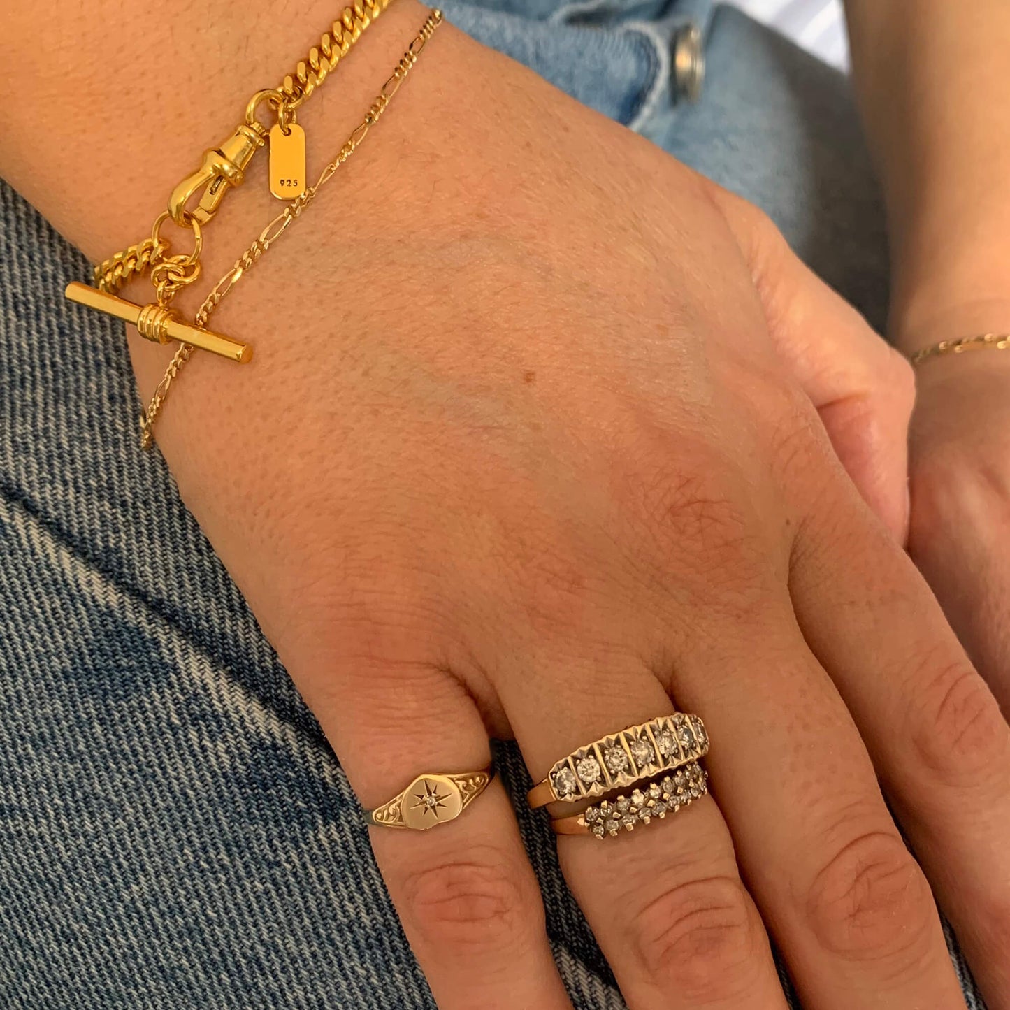 VINTAGE 9K GOLD DIAMOND ROW RING