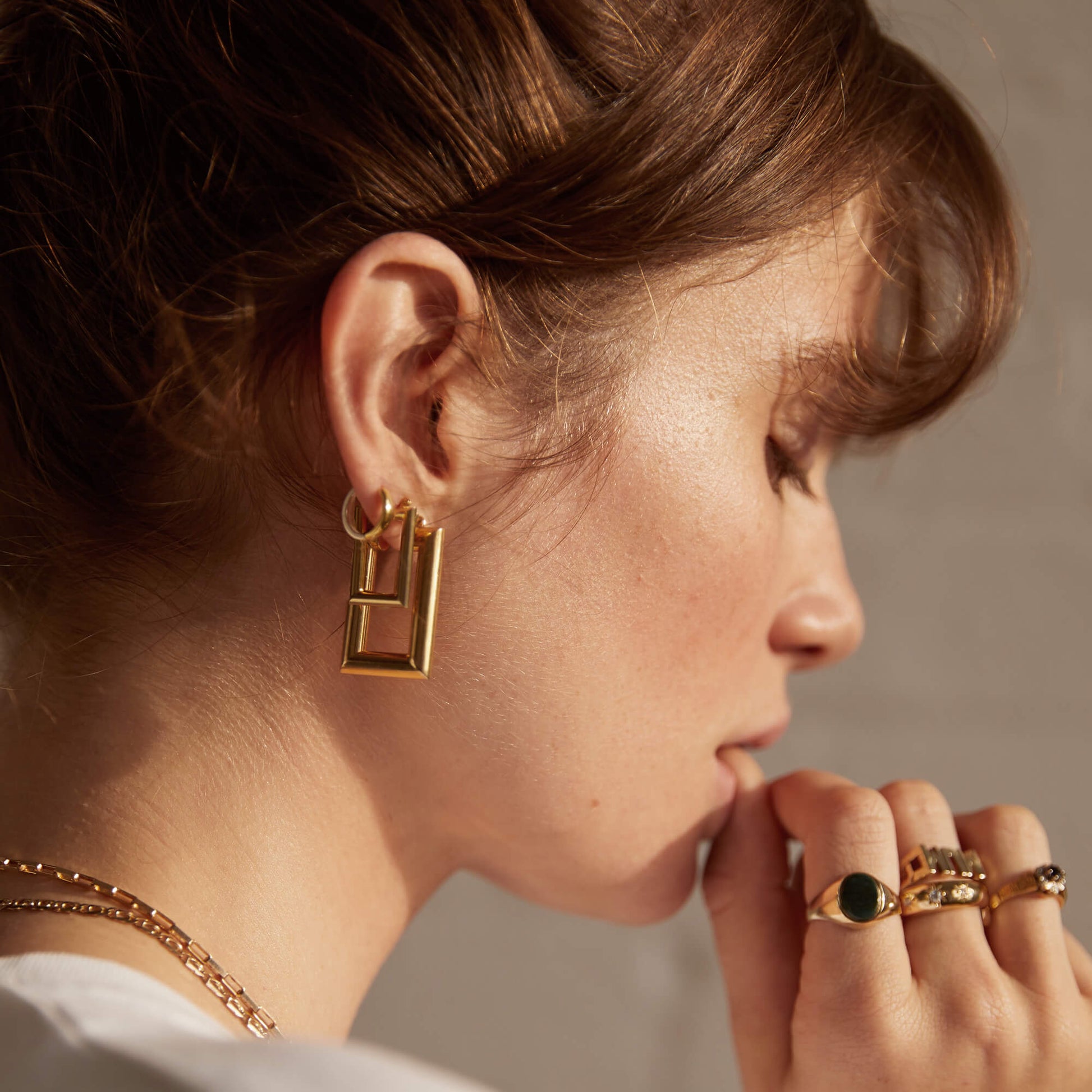 Ring design earrings - Gold