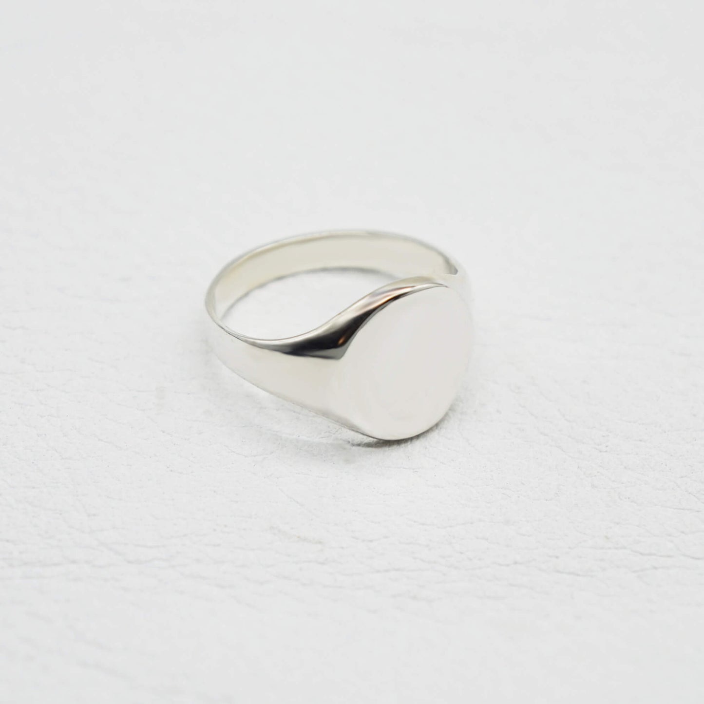 STERLING SILVER OVAL SIGNET RING