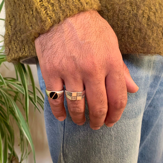 PAWNSHOP SIGNATURE STRIPE SIGNET RING