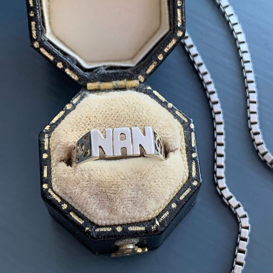 VINTAGE STERLING SILVER NAN RING